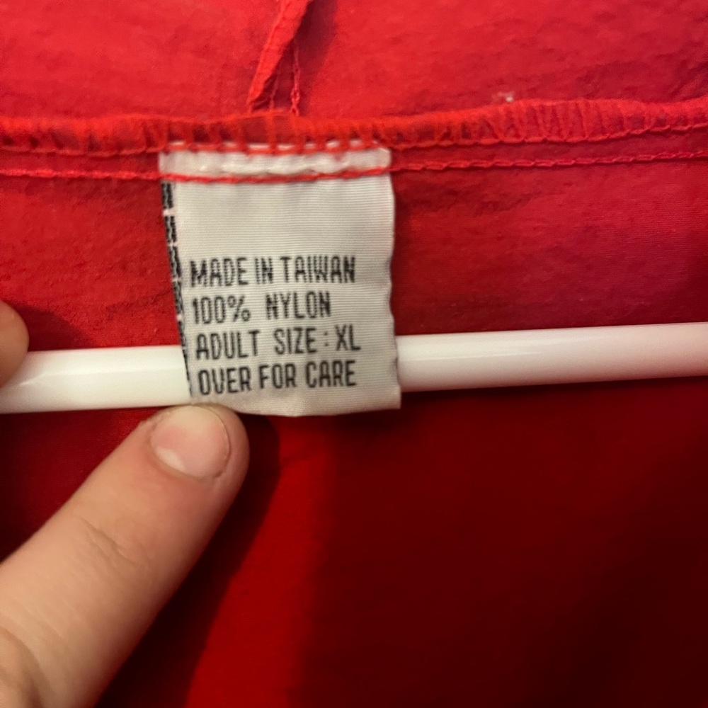 Red Hooded Pullover Jacket - Picture 4 of 5